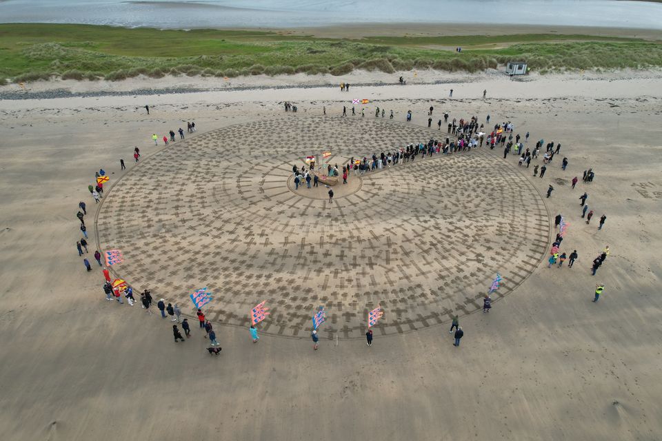 Sligo remembers 1 100 lives lost from Spanish Armada at Streedagh